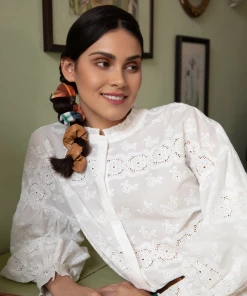 Invisibobble® SPRUNCHIE Fall In Love Channel The Flannel 5 Invisibobble® SPRUNCHIE Fall In Love Channel The Flannel -der Ankunftsshop MAM 9140433 SHOP IMAGE 1.4